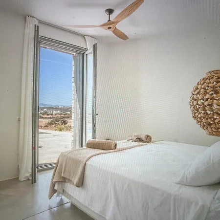 Holiday home Karana With A Large Swimming Pool